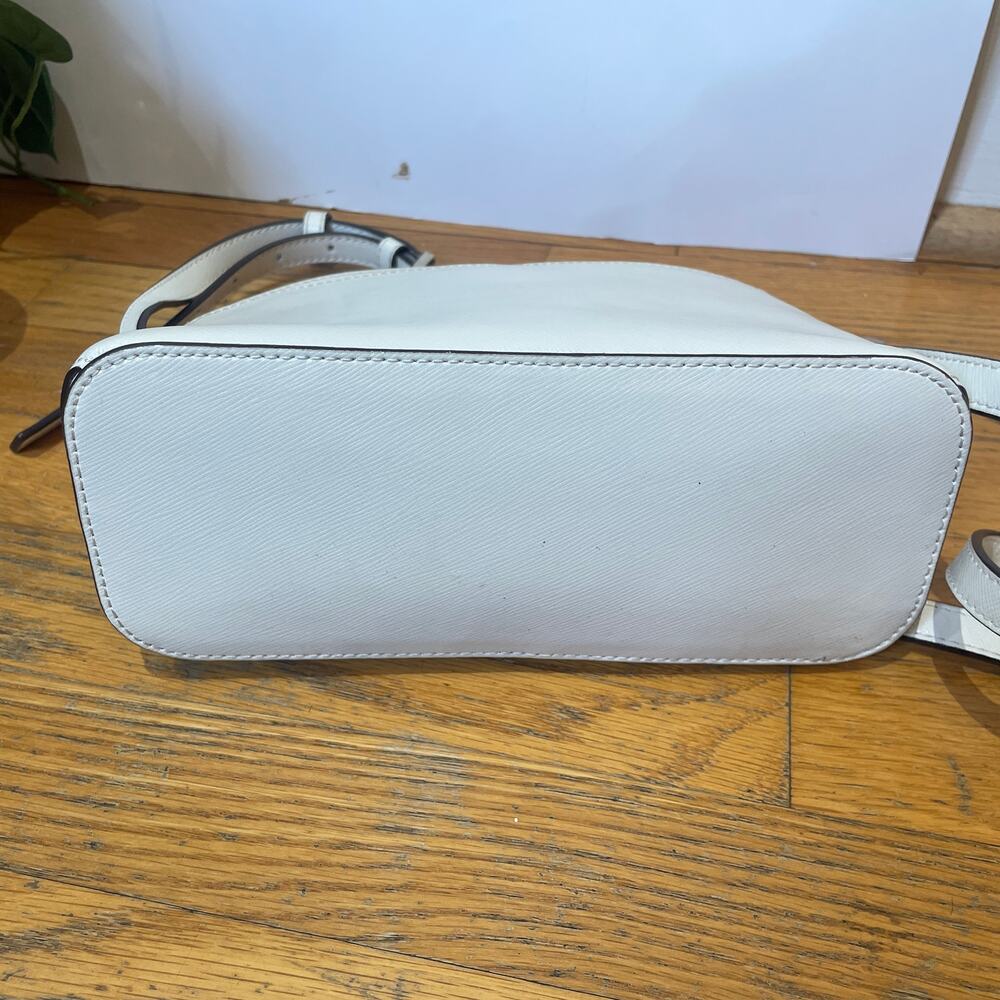 Kate Spade Payton Dome Crossbody in Saffiano leather Beige - Picture 8 of 14